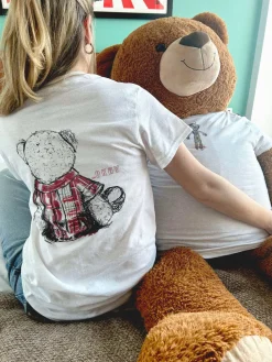 Women Daisy Street T-Shirts-ANALOG HUG A BEAR DAY COLLECTION: HUG ME TEDDY RELAXED T-SHIRT