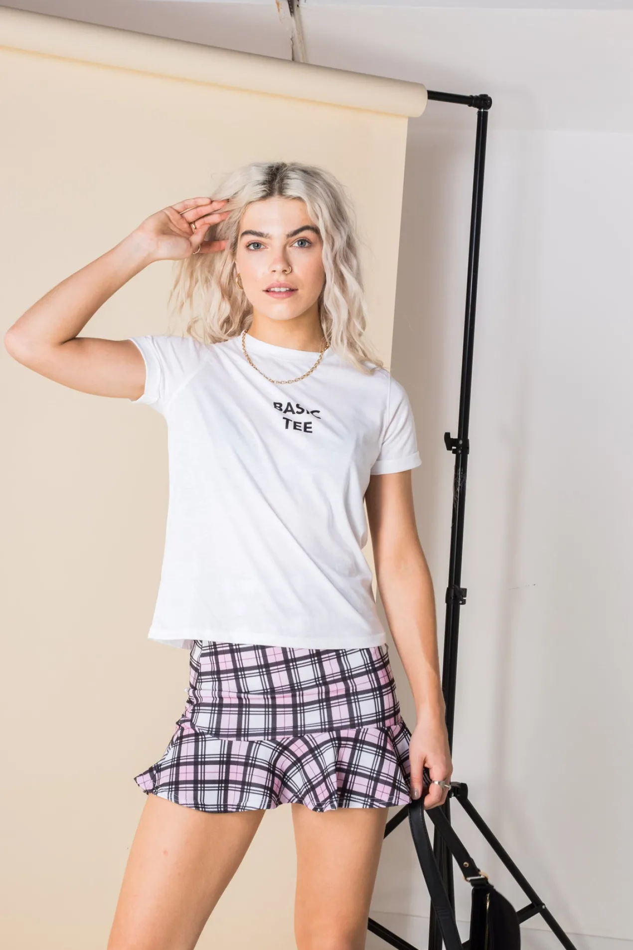 Women Daisy Street T-Shirts-Cropped T-Shirt with Basic Tee Print