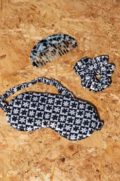 Daisy Street Accessories-Eye Mask Comb And Scrunchie Set
