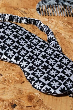 Daisy Street Accessories-Eye Mask Comb And Scrunchie Set