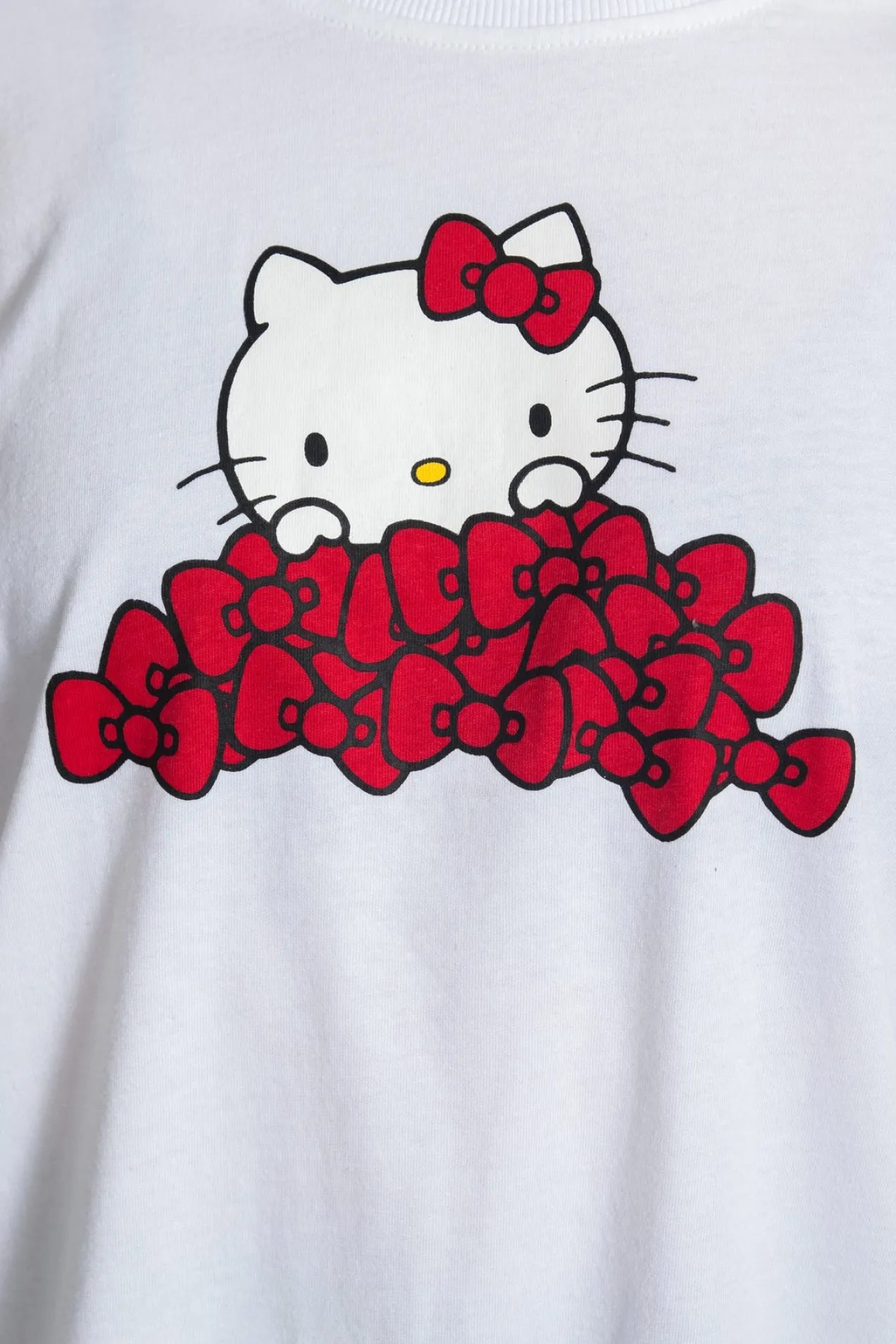 Women Daisy Street Tops | T-Shirts-Hello Kitty Long Sleeve T-Shirt With Bow Graphic
