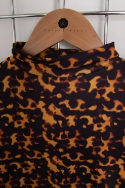 Women Daisy Street T-Shirts-High Neck Top In Print