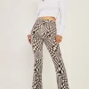 Women Daisy Street Trousers-High Waisted Flared Trousers In Velvet Print