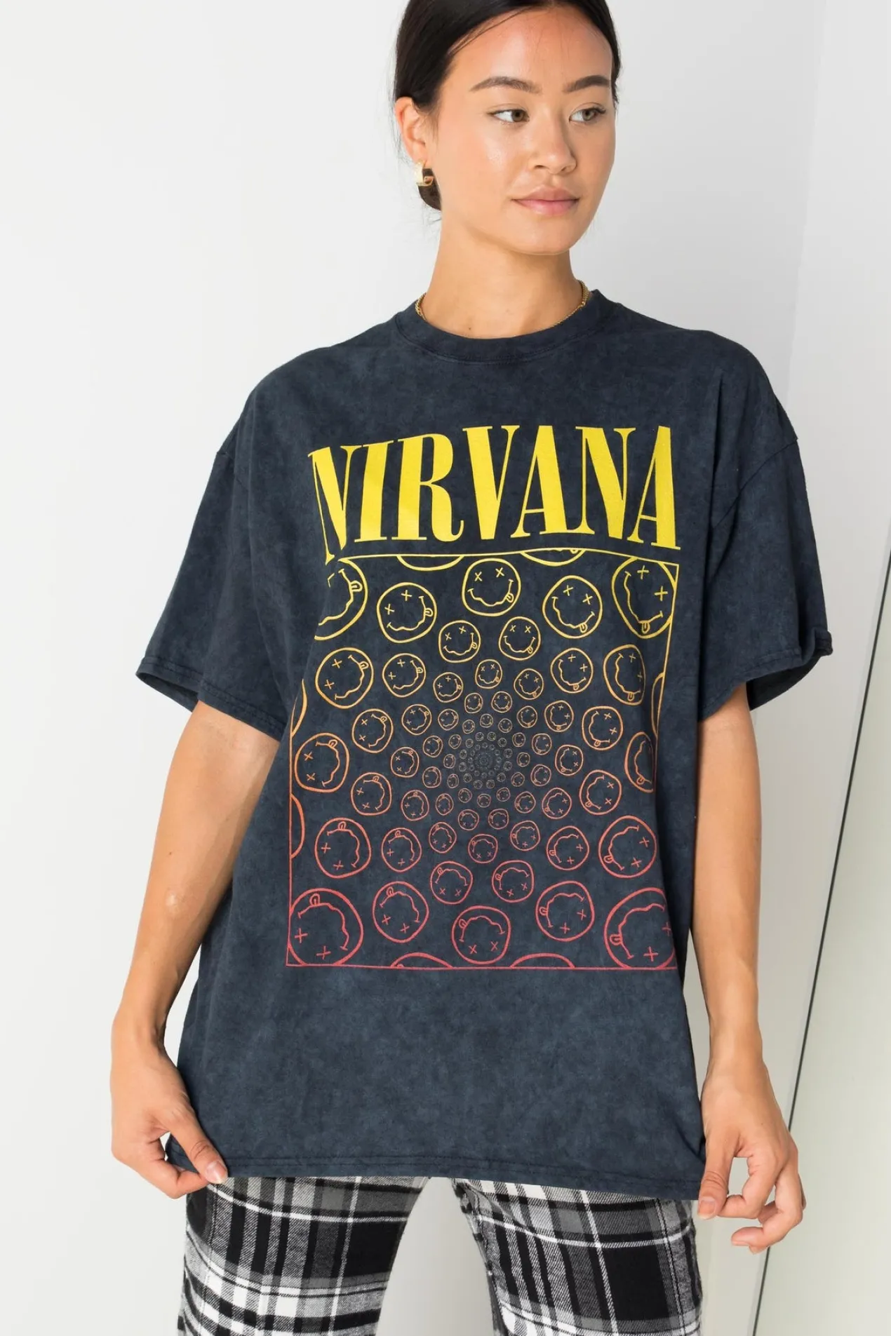Women Daisy Street T-Shirts-Licensed Relaxed T-Shirt With Nirvana Print