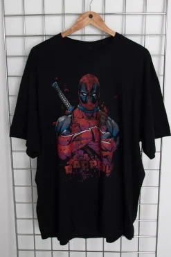 Women Daisy Street T-Shirts-Licensed Relaxed T-Shirt With Deadpool Print