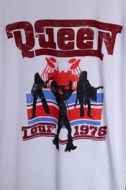 Women Daisy Street T-Shirts-Licensed Relaxed T-Shirt With Queen Tour 1976 Print