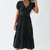 Women Daisy Street Dresses-Puff Sleeve Tier Dress