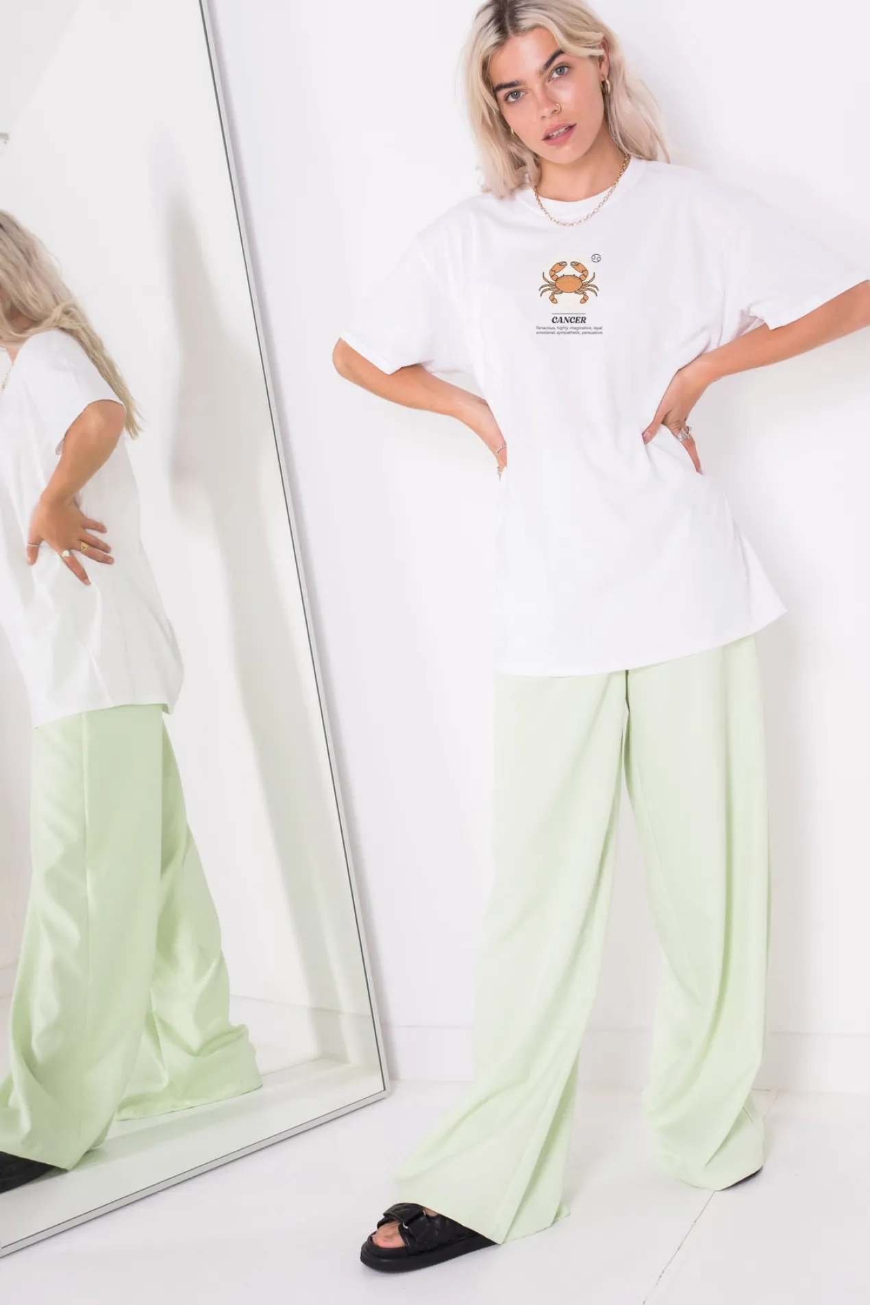 Women Daisy Street T-Shirts-Relaxed T-Shirt with Cancer Print