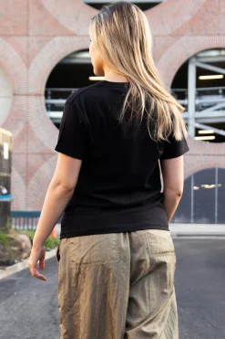 Women Daisy Street T-Shirts-Relaxed T-Shirt with Star Wars Mandalorian Print