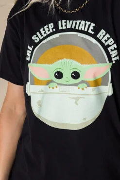 Women Daisy Street T-Shirts-Relaxed T-Shirt with Star Wars Mandalorian Print
