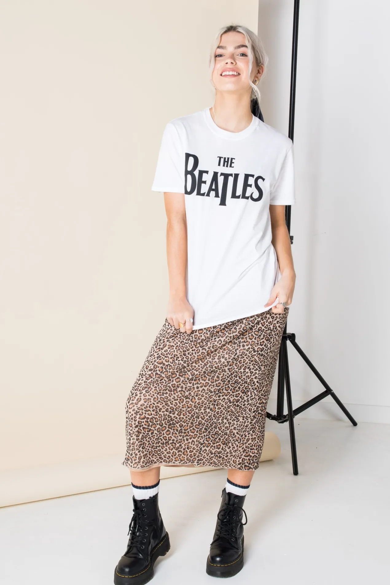 Women Daisy Street Band Tees | T-Shirts-Relaxed T-Shirt with The Beatles Print