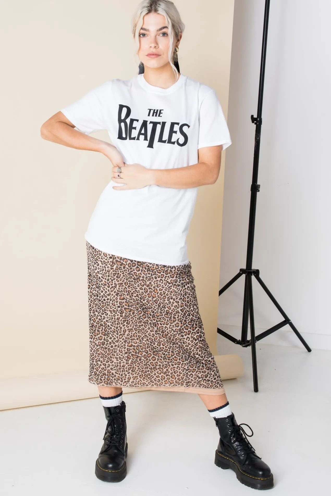 Women Daisy Street Band Tees | T-Shirts-Relaxed T-Shirt with The Beatles Print