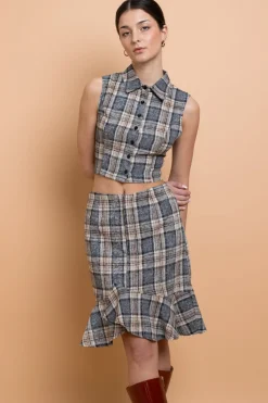 Women Daisy Street Tops-Sleeveless Fitted Shirt