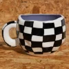 Daisy Street Homeware-Wobbly Mug With Checkerboard Print