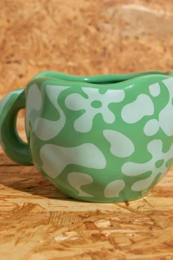 Daisy Street Homeware-Wobbly Mug With Warped Floral Print