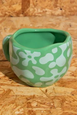 Daisy Street Homeware-Wobbly Mug With Warped Floral Print